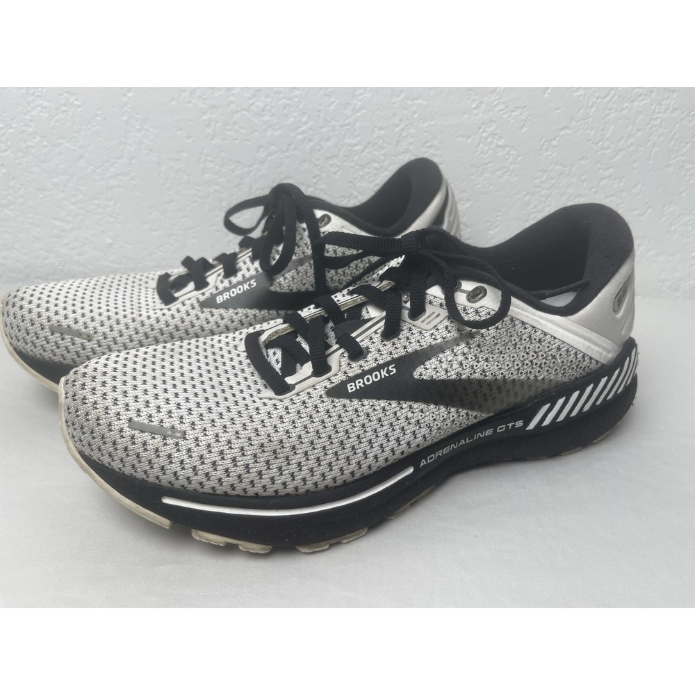 Brooks Adrenaline GTS 22 Women's 8.5B Running Shoes - White & Black